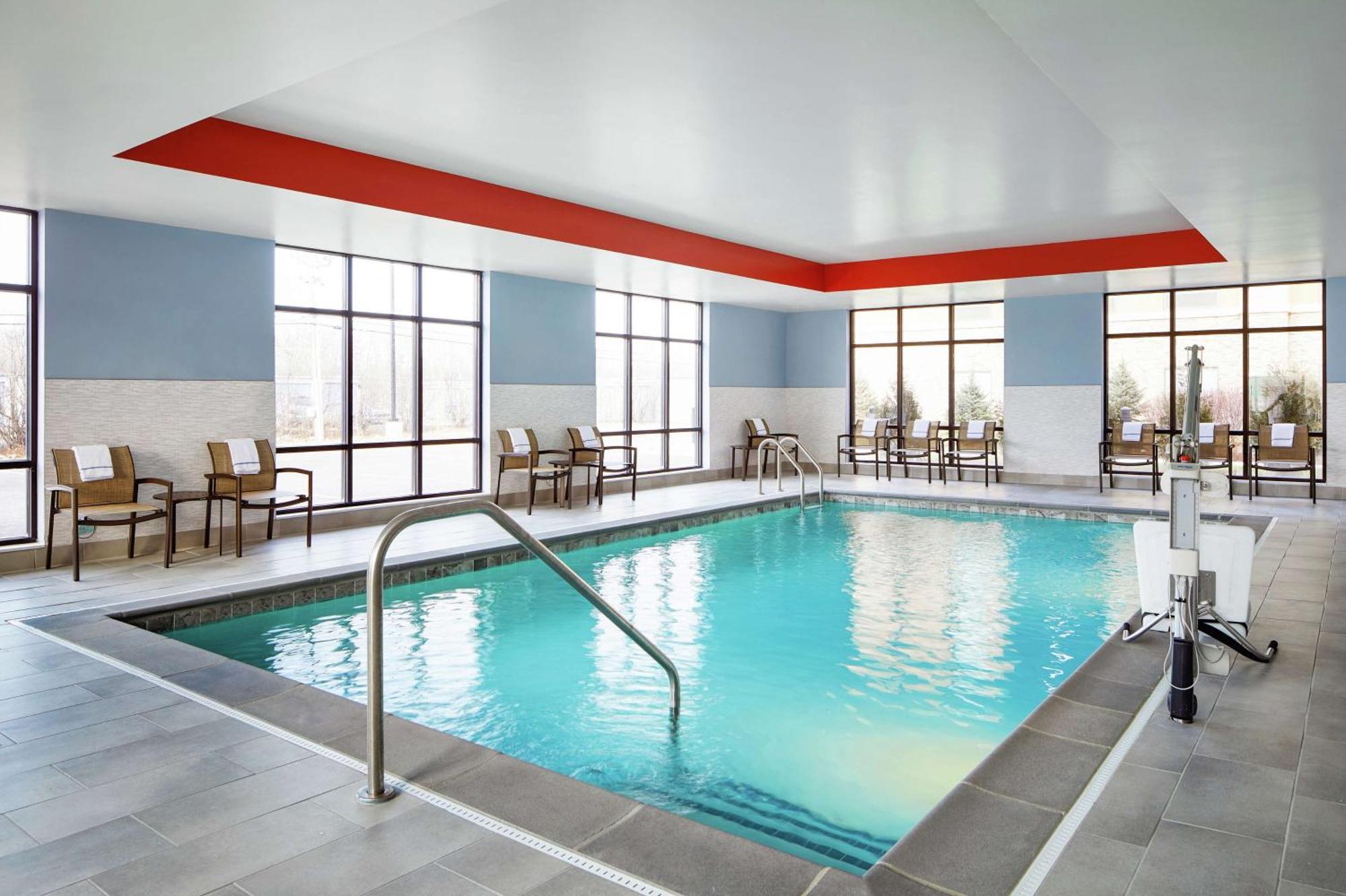 Hampton Inn & Suites Chicago/ווקיגן מראה חיצוני תמונה